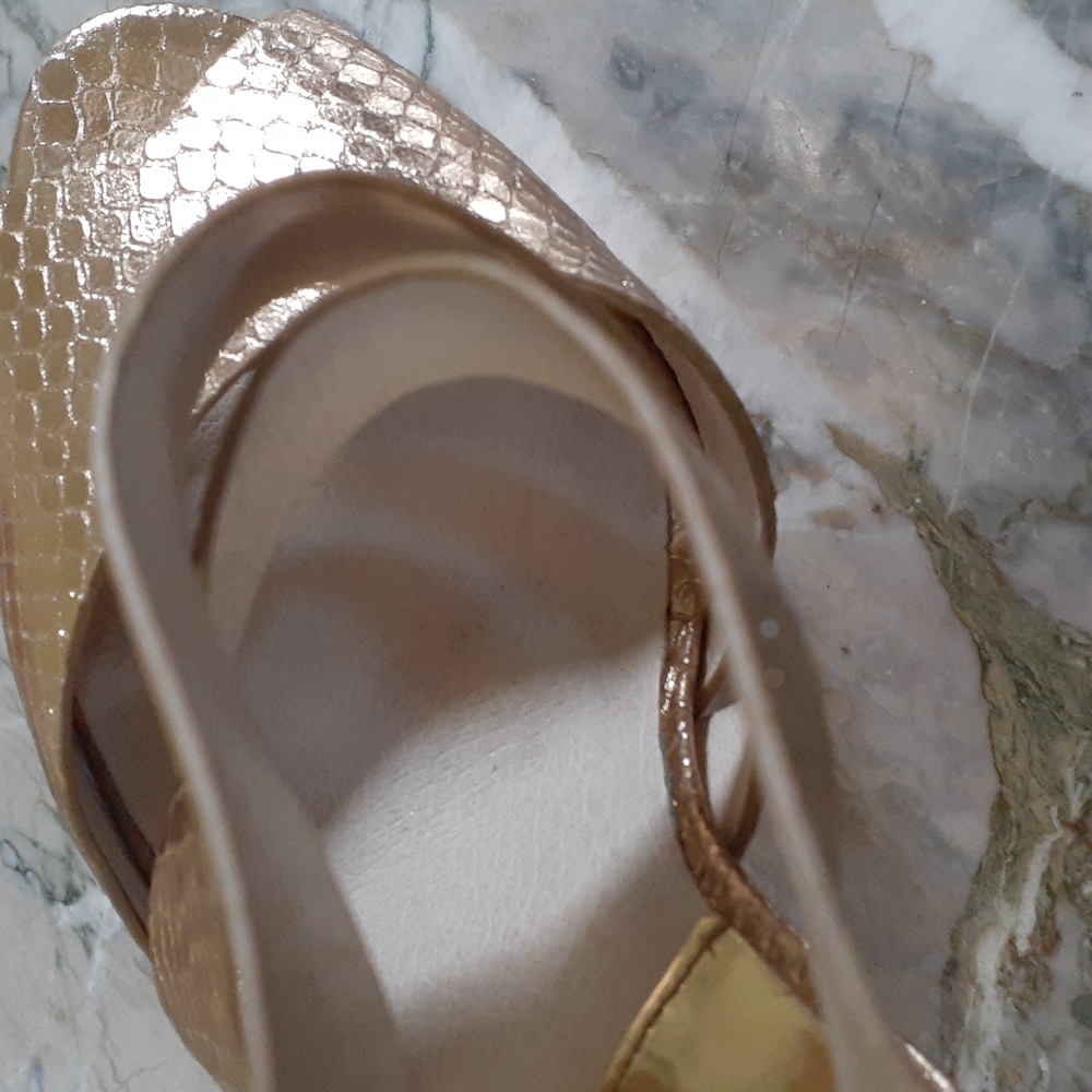 Michael Kors shoes - Picture 7 of 10